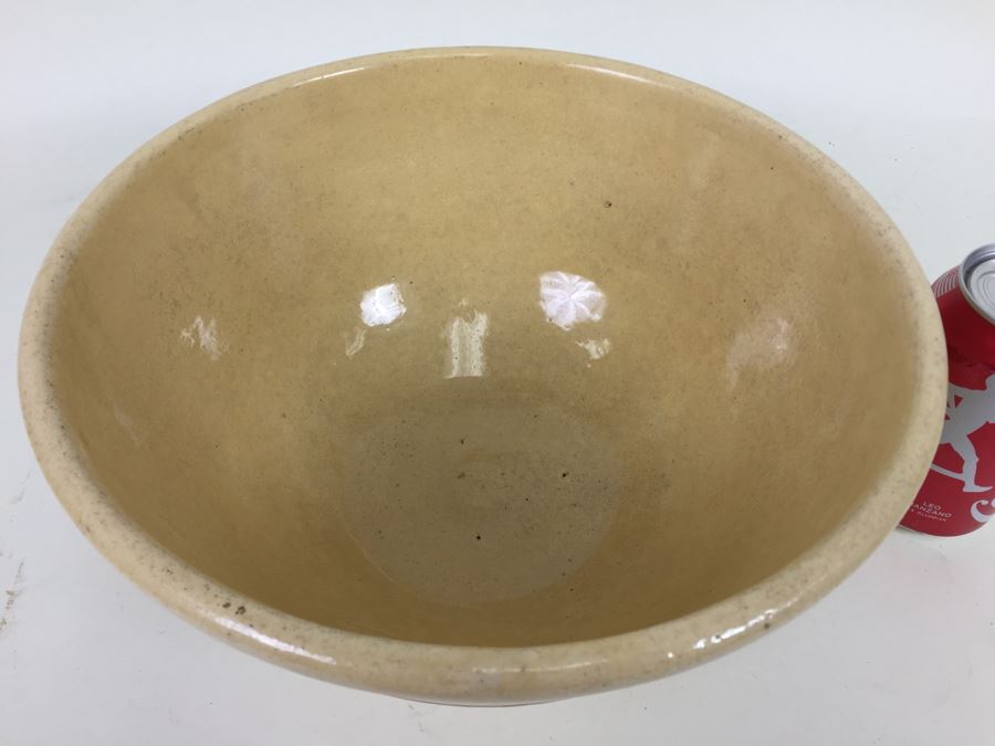 Large Vintage Bowl [Photo 5]