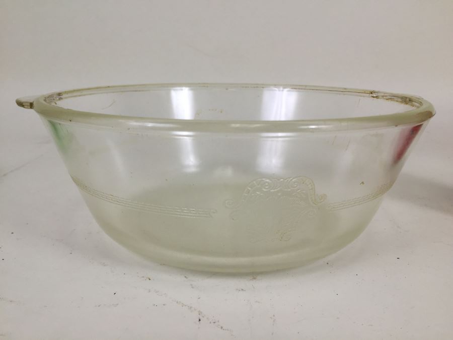 Vintage Green Glass Trivet And Clear Glass Bowl [Photo 3]