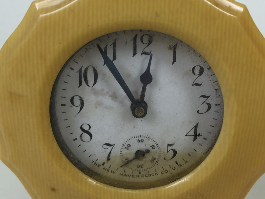 Vintage Celluloid Desk Clock By The New Haven Clock Co [Photo 5]