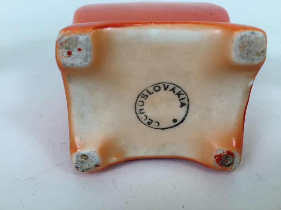 Pair Of Czechoslovakia Vases [Photo 3]