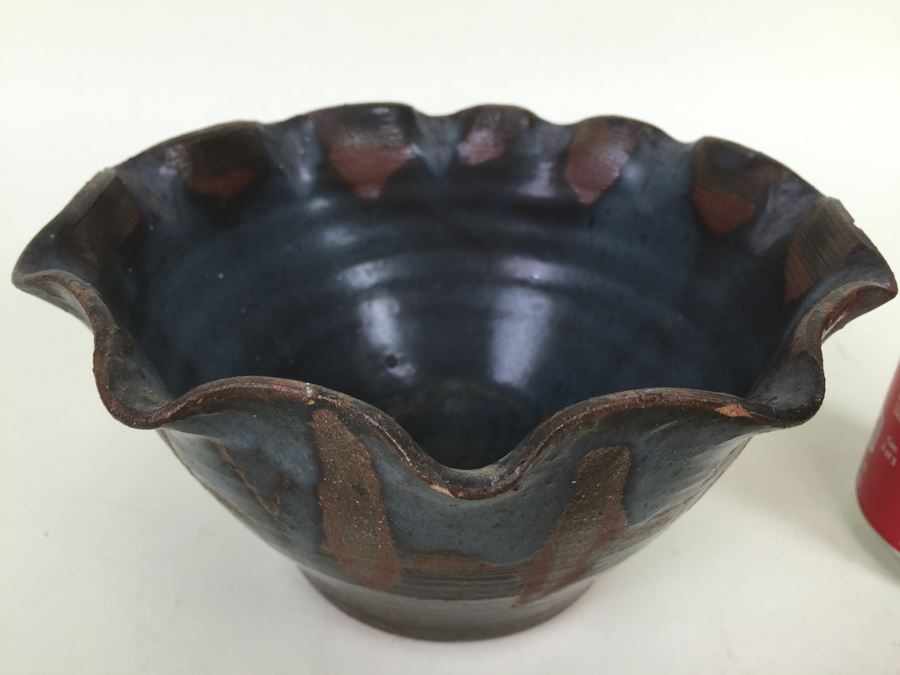 Mid-Century 1968 Flutted Pottery Signed Steve Books Minor Chips On Rim [Photo 2]