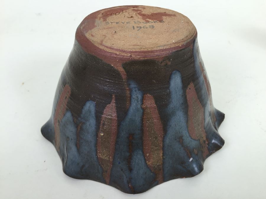 Mid-Century 1968 Flutted Pottery Signed Steve Books Minor Chips On Rim [Photo 16]