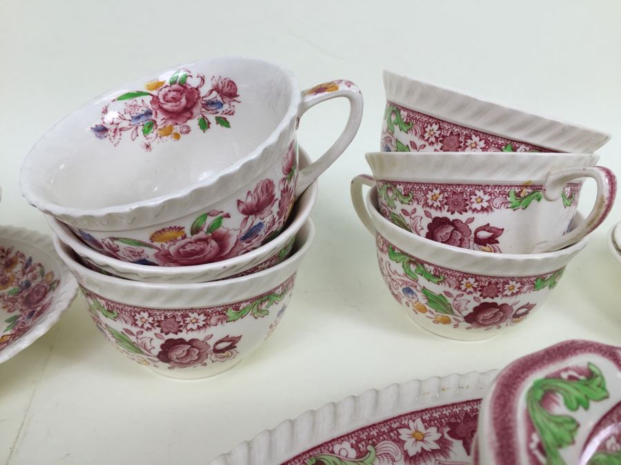Johnson Bros England Winchester China Set [Photo 7]