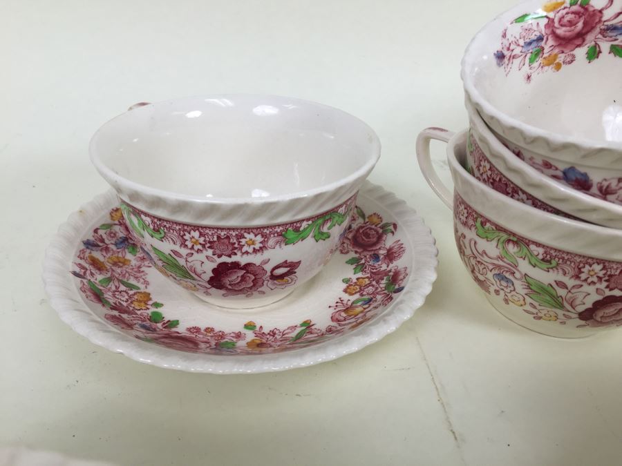 Johnson Bros England Winchester China Set [Photo 9]