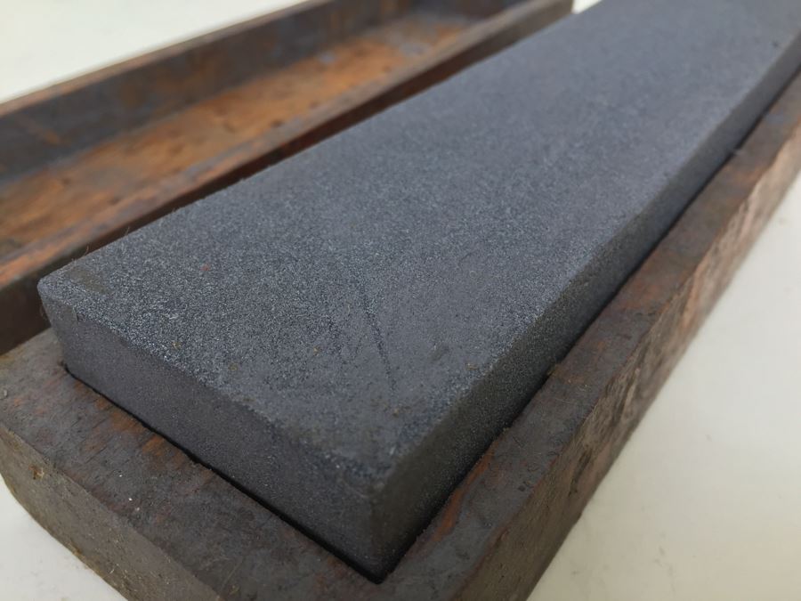Vintage Sharpening Stone With Box [Photo 7]