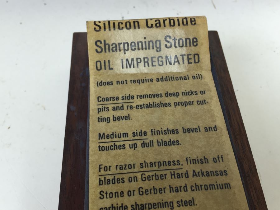 Vintage Gerber Silicone Carbide Sharpening Stone In Walnut Box [Photo 7]