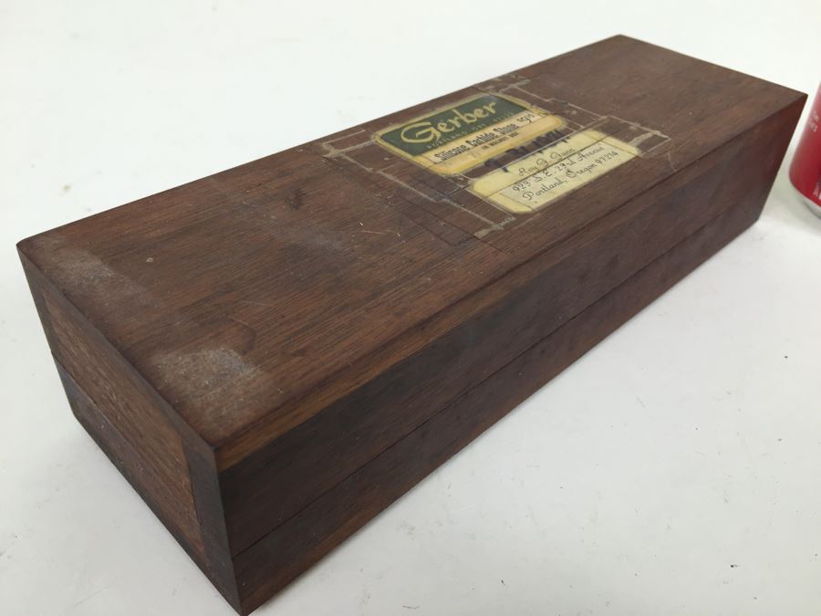 Vintage Gerber Silicone Carbide Sharpening Stone In Walnut Box [Photo 4]