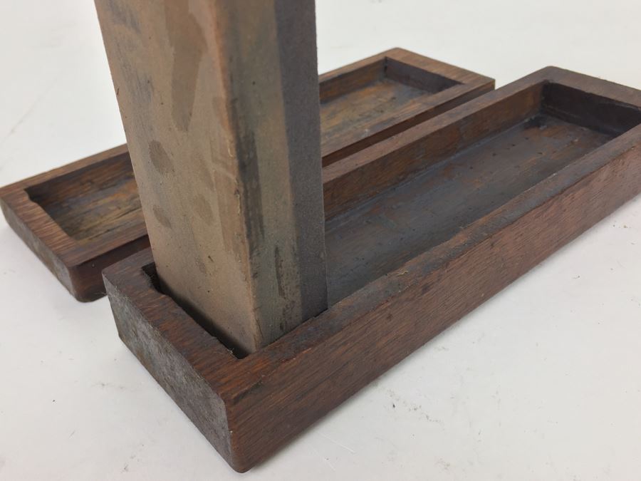 Vintage Sharpening Stone In Box [Photo 3]