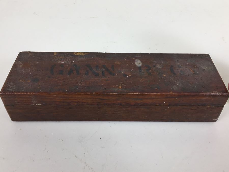 Vintage Sharpening Stone In Box [Photo 4]