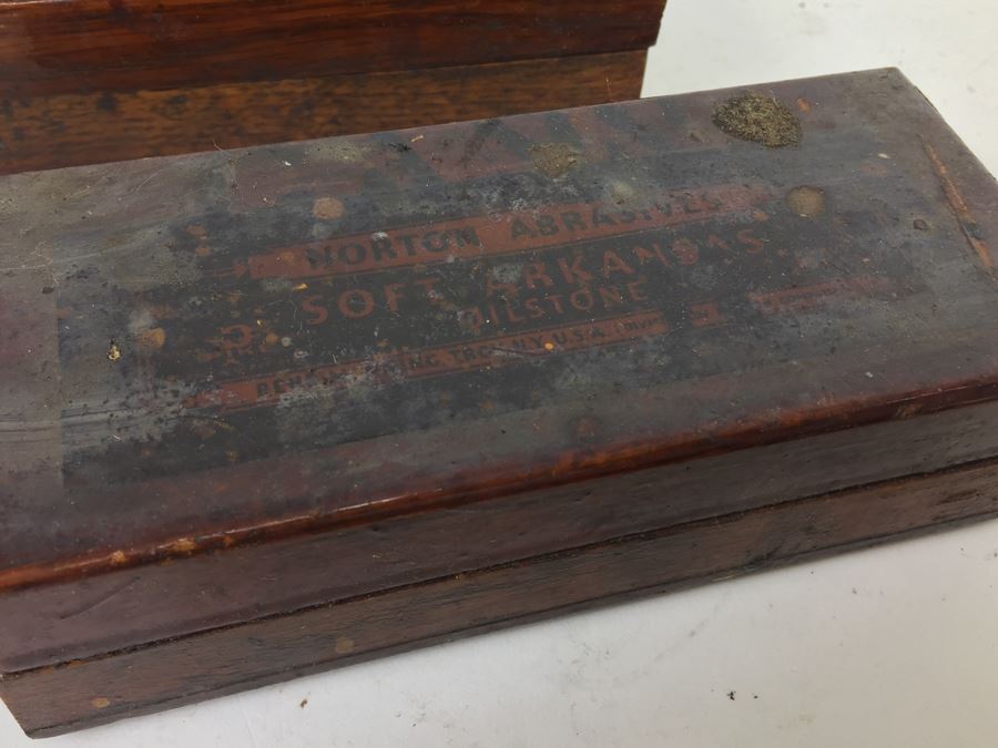 Vintage Lot Of Sharpening Stones With Boxes 2 Are Norton Abrasives [Photo 5]