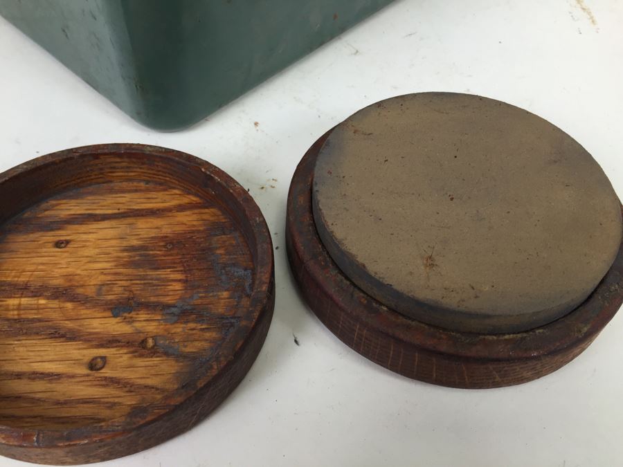 Vintage Metal Tackle Box Filled With Sharpening Stones With Boxes Norton Carborundum Brand Union Utility Chest [Photo 13]