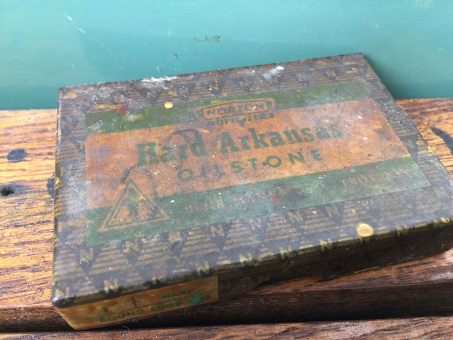 Vintage Metal Tackle Box Filled With Sharpening Stones With Boxes Norton Carborundum Brand Union Utility Chest [Photo 23]