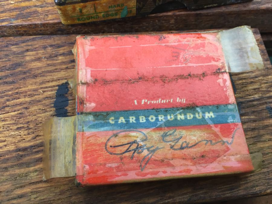 Vintage Metal Tackle Box Filled With Sharpening Stones With Boxes Norton Carborundum Brand Union Utility Chest [Photo 20]