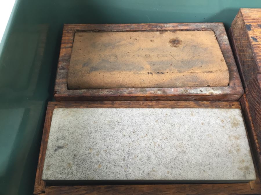 Vintage Metal Tackle Box Filled With Sharpening Stones With Boxes Norton Carborundum Brand Union Utility Chest [Photo 15]