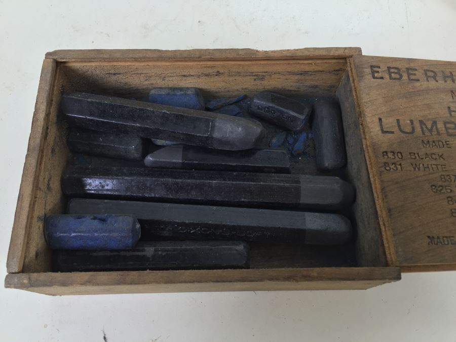 Eberhard Faber Lumber Crayons With Box [Photo 3]