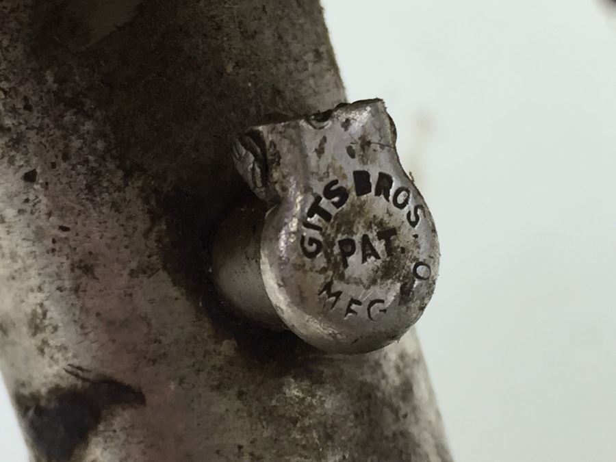 Vintage Hand Crank Sharpening Stone Gits Bros Mfg Co [Photo 3]