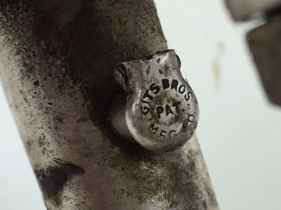 Vintage Hand Crank Sharpening Stone Gits Bros Mfg Co [Photo 8]