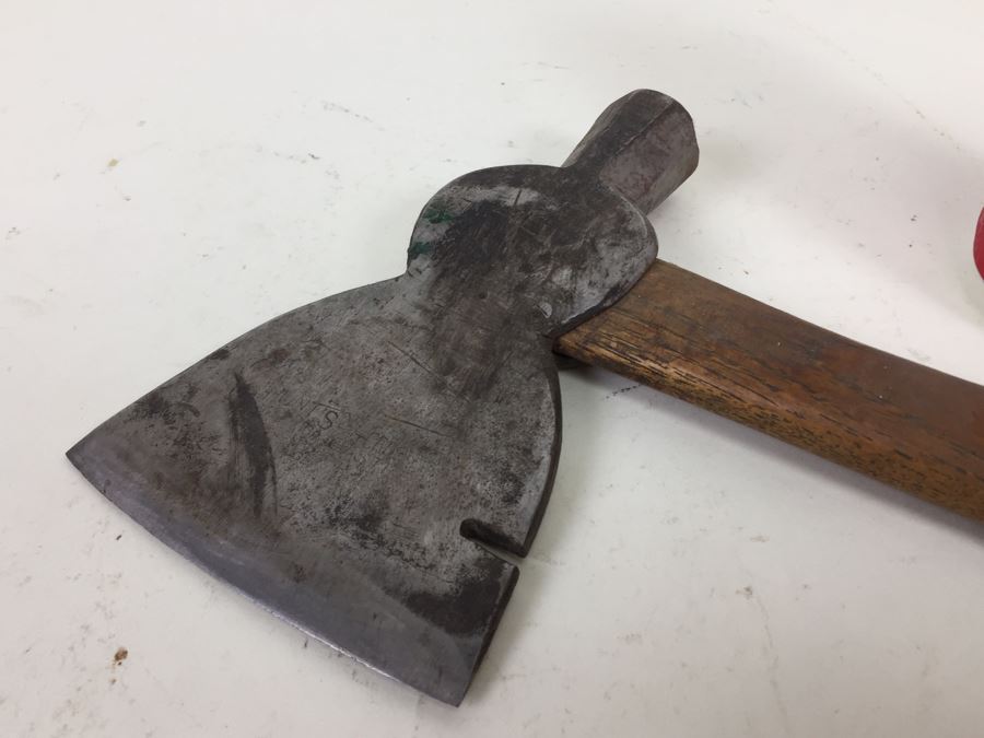 Vintage Hunt's Superior Axe Hatchet [Photo 2]