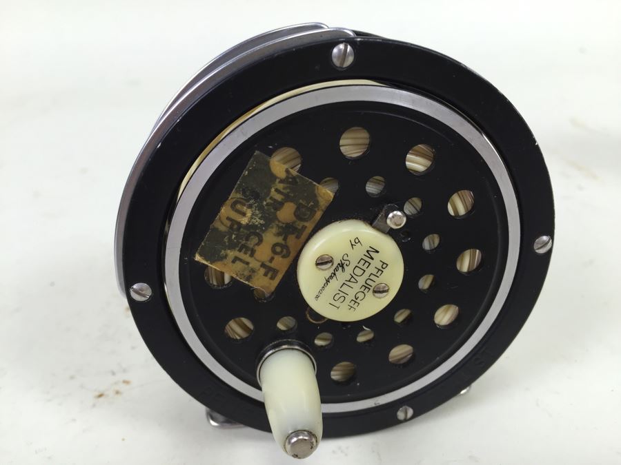 Shakespeare Fly Fishing Reel Pflueger Medalist Model CJ Appears New [Photo 4]