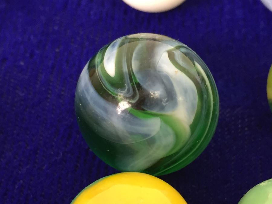 Vintage Glass Marble Lot [Photo 19]