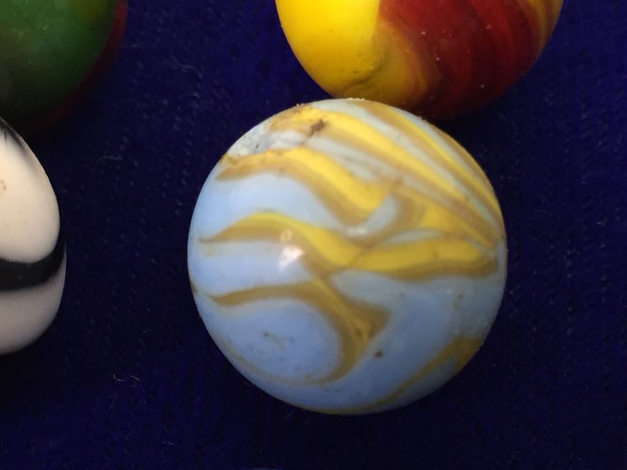 Vintage Glass Marble Lot [Photo 25]