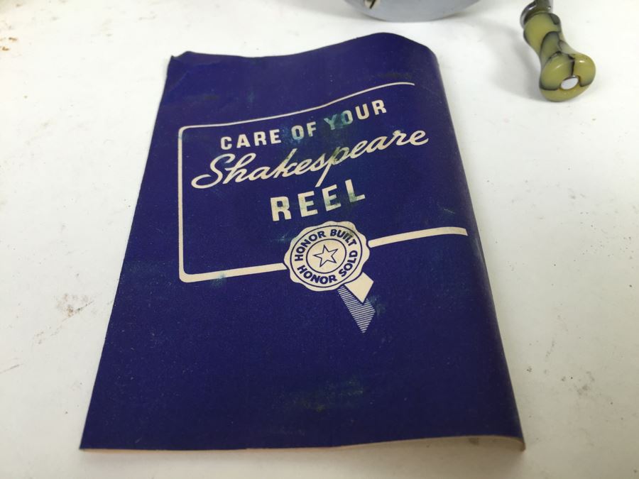 Cherry Shakespeare 1958 Triumph Model FK With Box Appears Never Used With Manual [Photo 10]