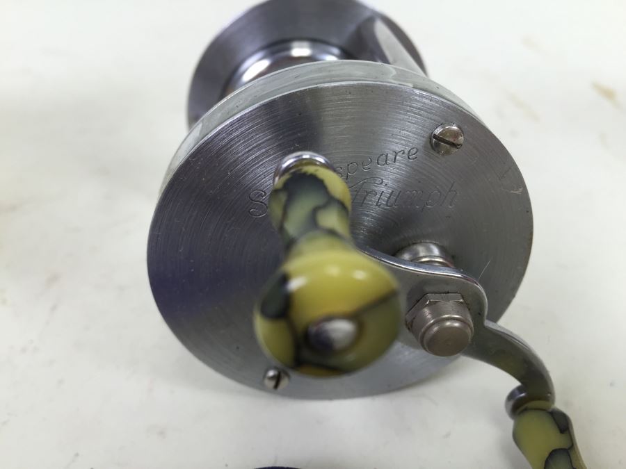 Cherry Shakespeare 1958 Triumph Model FK With Box Appears Never Used With Manual [Photo 12]