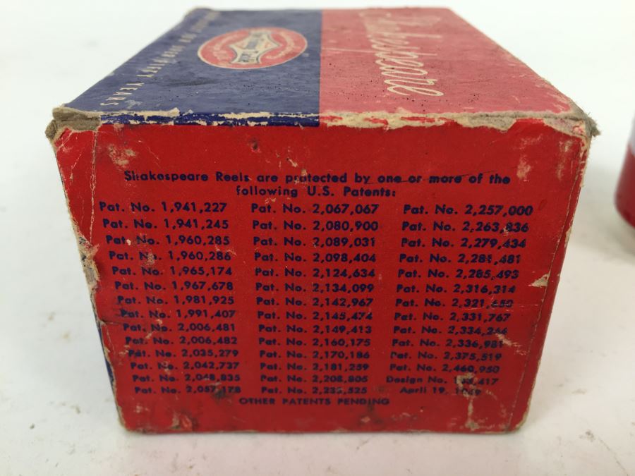Cherry Shakespeare 1958 Triumph Model FK With Box Appears Never Used With Manual [Photo 9]