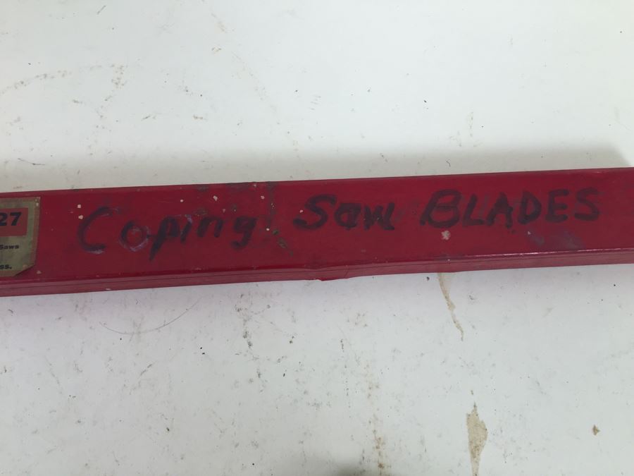 Pair Of Vintage Coping Saws With Miller Falls Tools Coping Saw Blades [Photo 7]