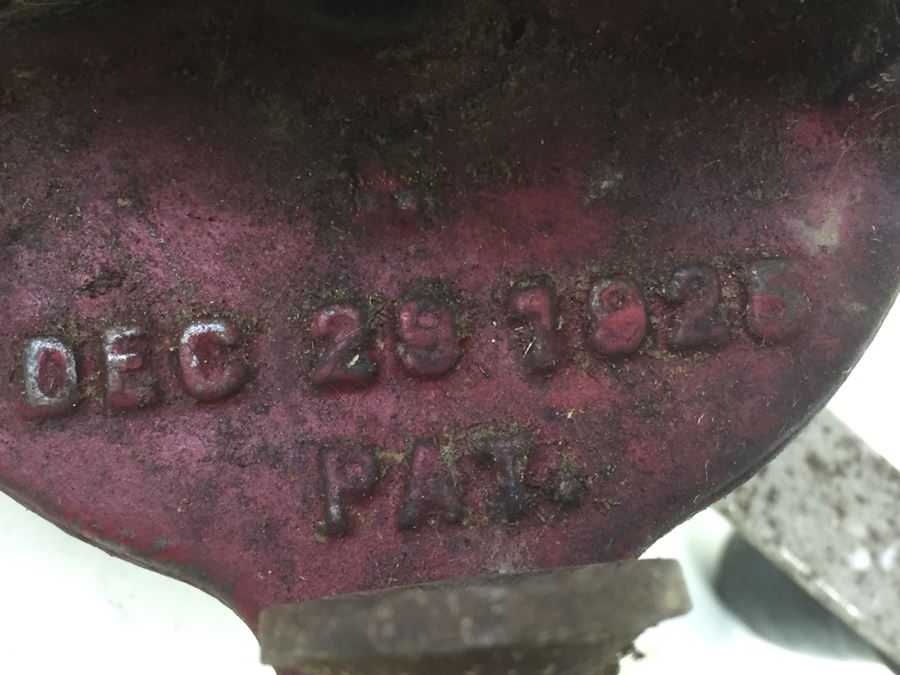 Vintage 1925 Hand Crank Sharpening Stone [Photo 3]