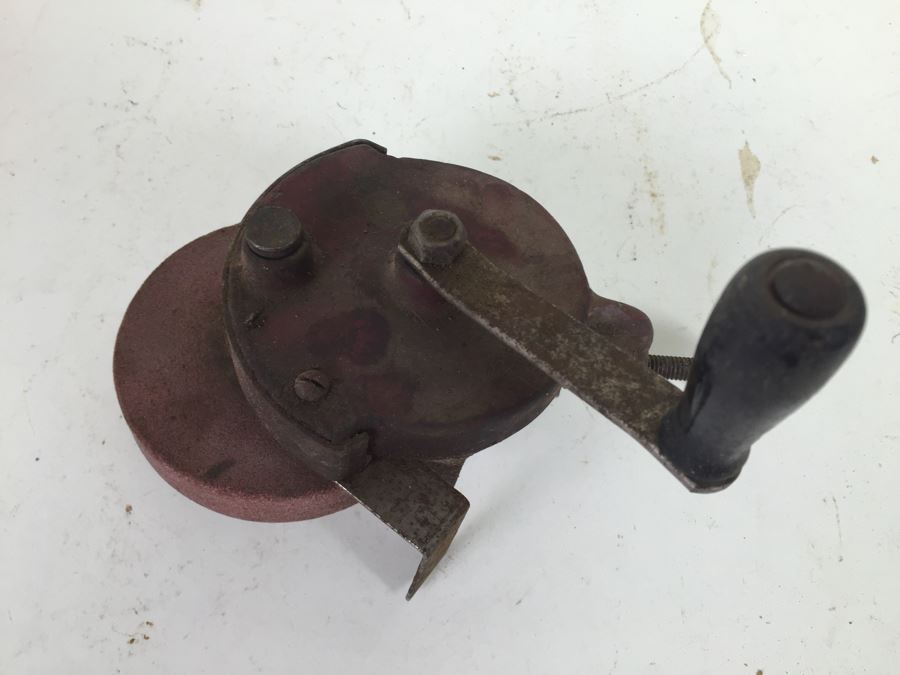 Vintage 1925 Hand Crank Sharpening Stone [Photo 6]
