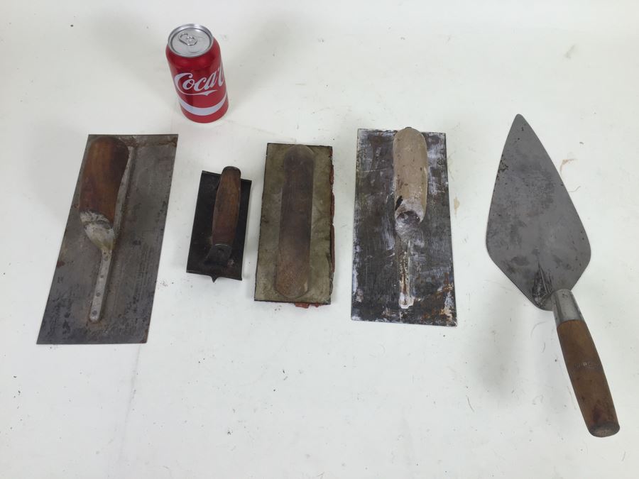 Vintage Concrete Mason Trowel Tools [Photo 1]