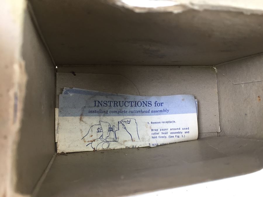 Apsco Giant Pencil Sharpener Boston KS With Box [Photo 9]