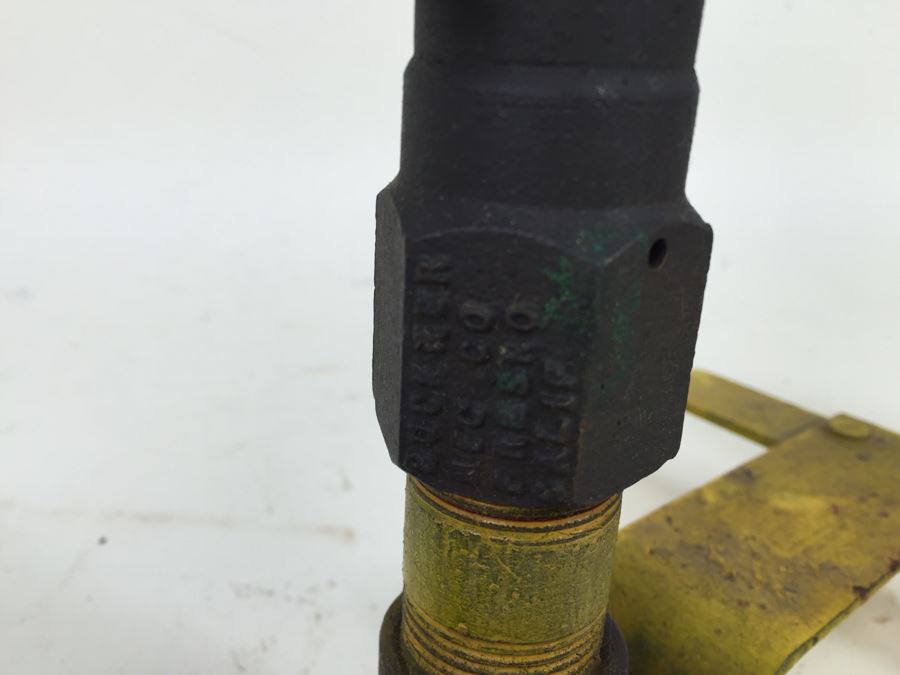 Vintage Buckner Lawn Sprinkler No. 511 With Stand And New Kitty Lawn Sprinkler Model 10 [Photo 9]