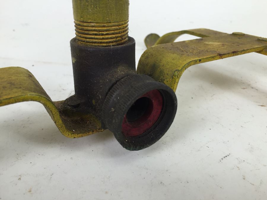 Vintage Buckner Lawn Sprinkler No. 511 With Stand And New Kitty Lawn Sprinkler Model 10 [Photo 8]