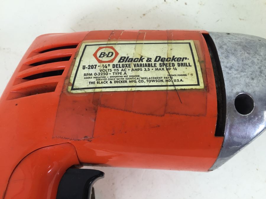 Black & Decker Electric Hand Drill U-207 Deluxe Variable Speed Drill [Photo 2]