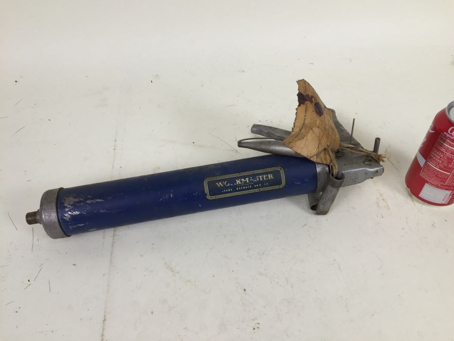 Vintage Sears Workmaster Caulking Gun [Photo 1]