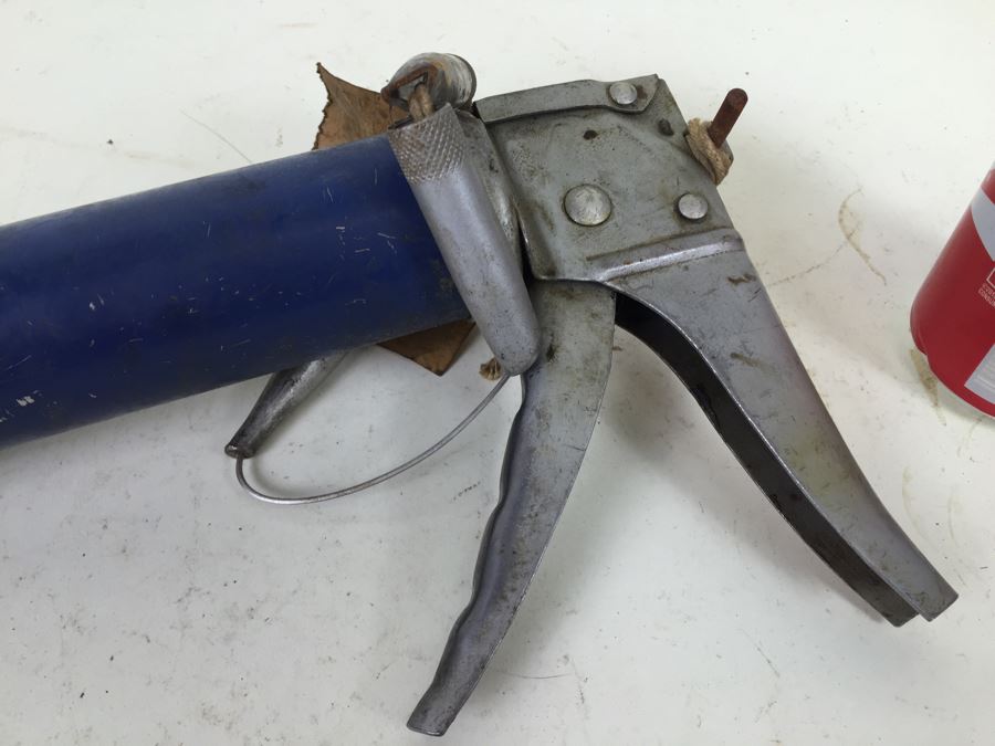 Vintage Sears Workmaster Caulking Gun [Photo 3]