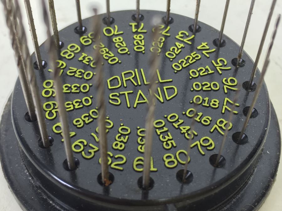 Huge Lot Of Drill Router Bits [Photo 3]