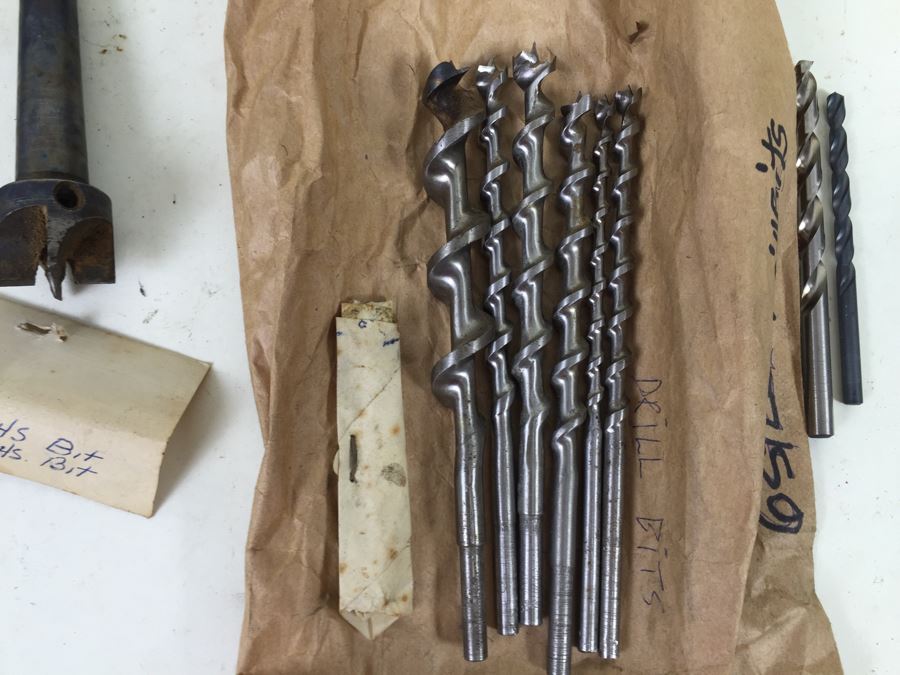 Huge Lot Of Drill Router Bits [Photo 2]