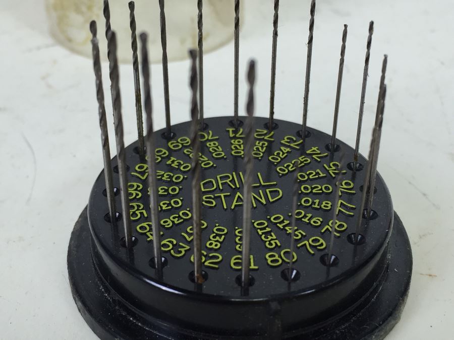 Huge Lot Of Drill Router Bits [Photo 29]