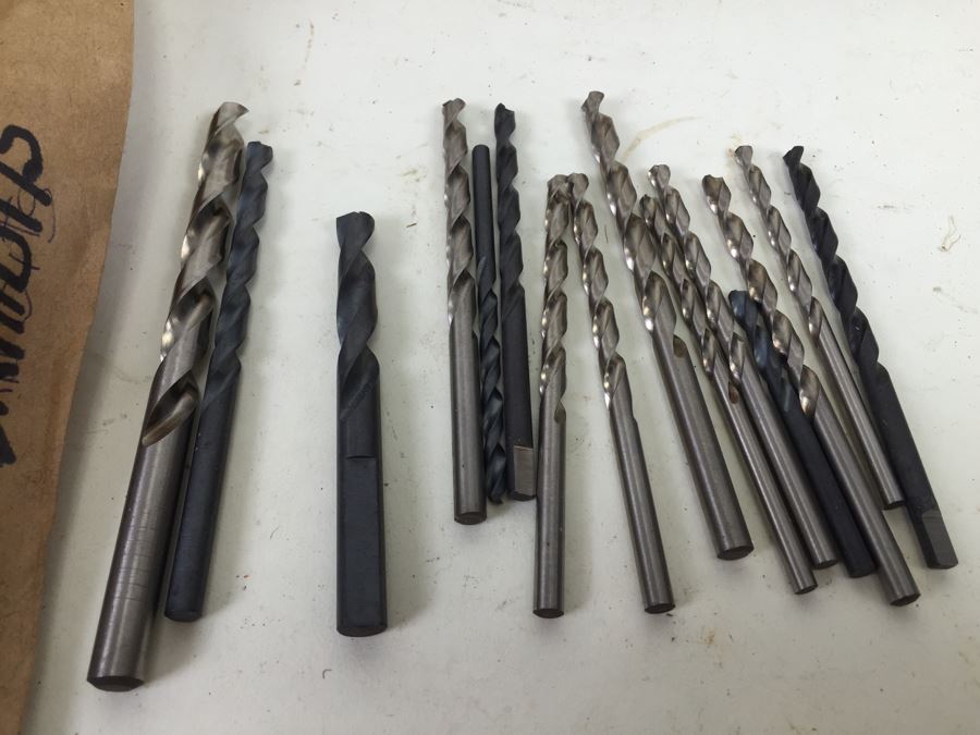 Huge Lot Of Drill Router Bits [Photo 6]