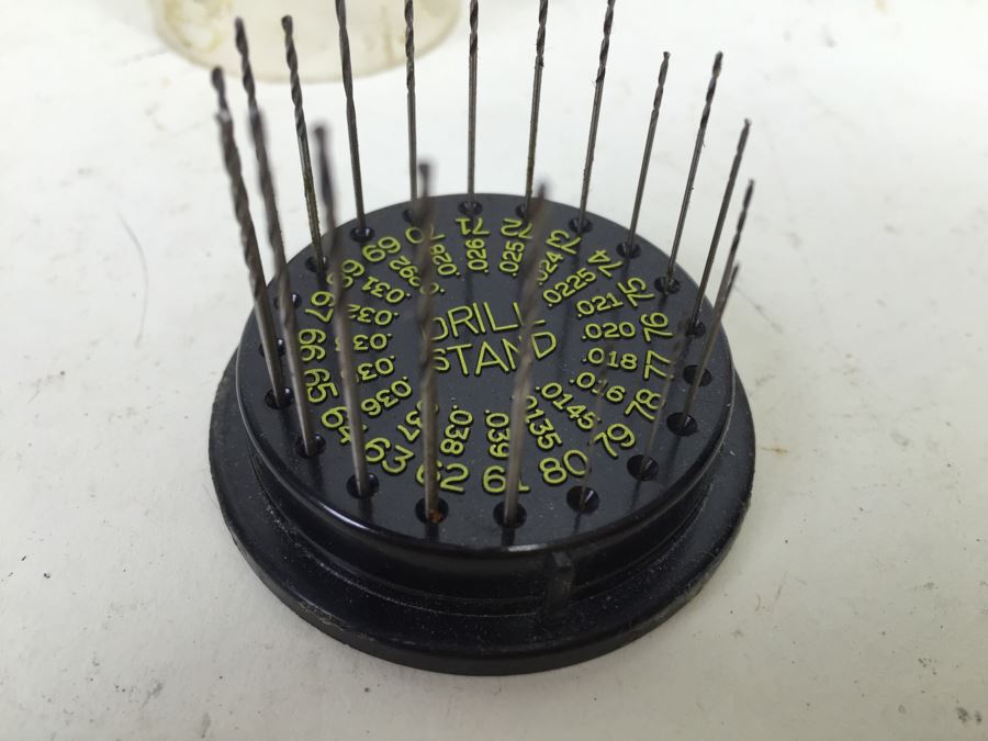 Huge Lot Of Drill Router Bits [Photo 28]