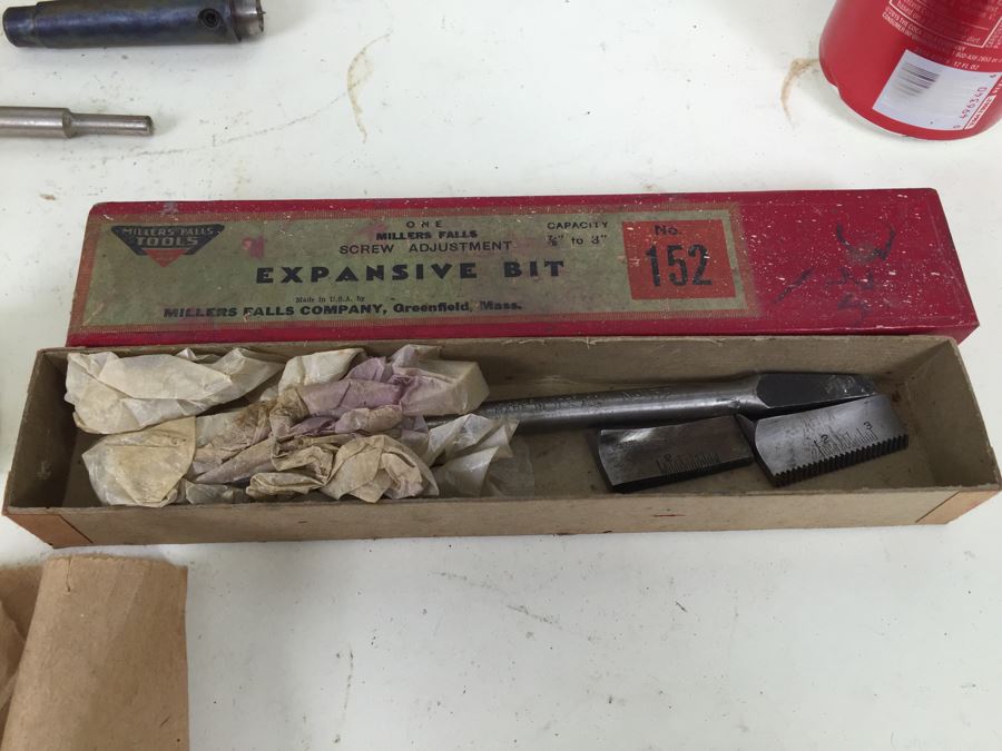 Huge Lot Of Drill Router Bits [Photo 8]