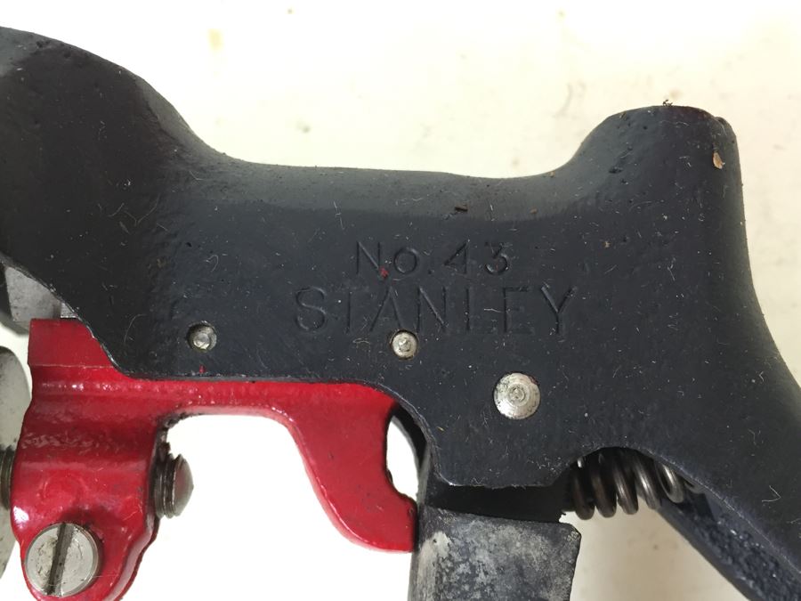 Stanley Pistol Grip Saw Set With Manual [Photo 5]