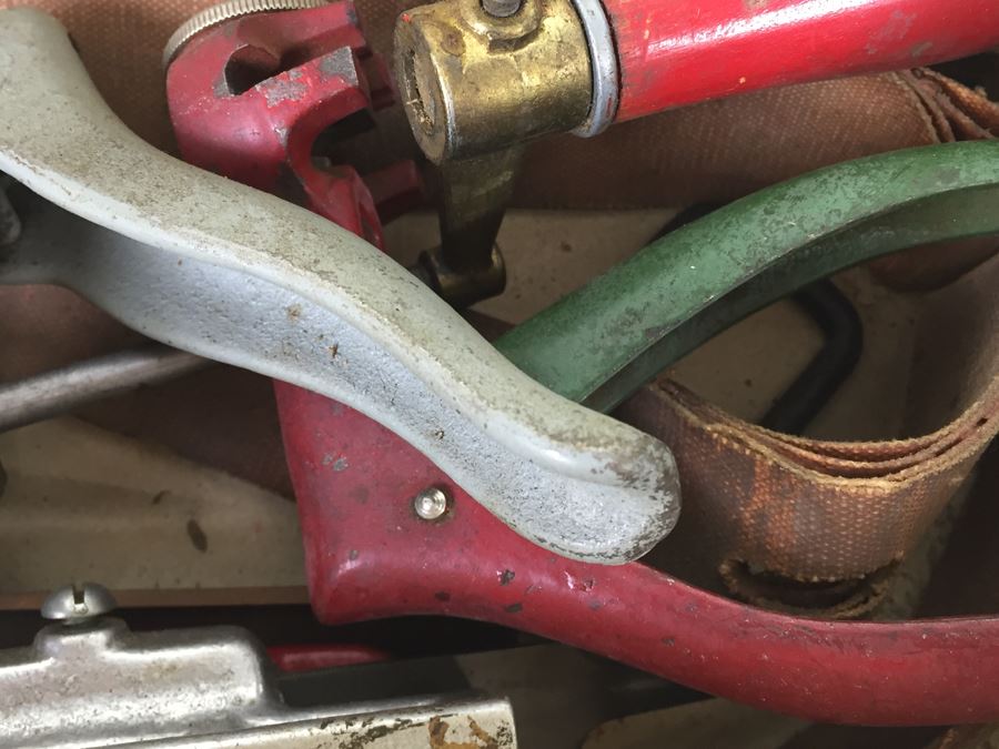 Pistol Grip Saw Set And Various Tools [Photo 6]