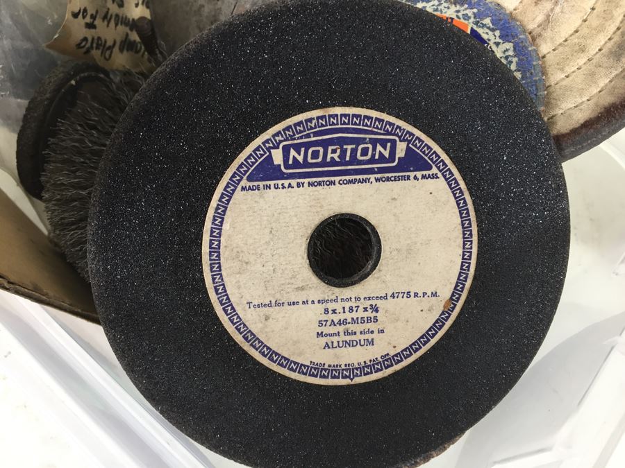 Lot Of Grinding And Buffing Wheels [Photo 6]