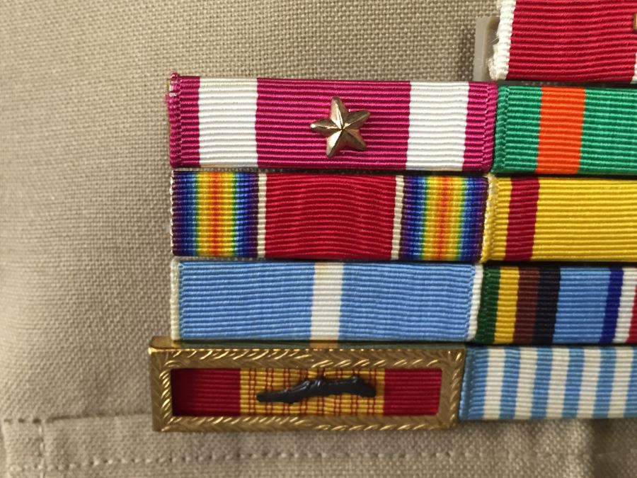U.S.M.C. Colonel Military Uniforms And Ribbons [Photo 5]