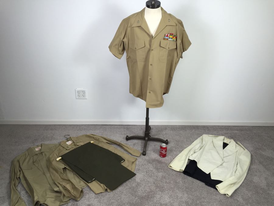 U.S.M.C. Colonel Military Uniforms And Ribbons [Photo 1]