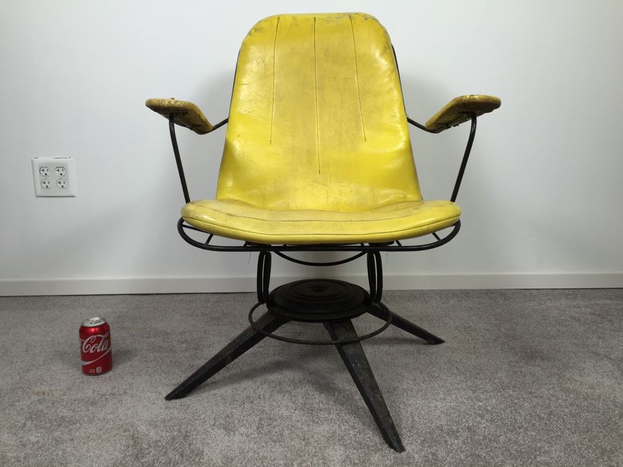 Mid-Century Modern Homecrest Furniture Metal Wire Swivel Rocker Armchair Bottemiller With Banana Yellow Cushions [Photo 10]